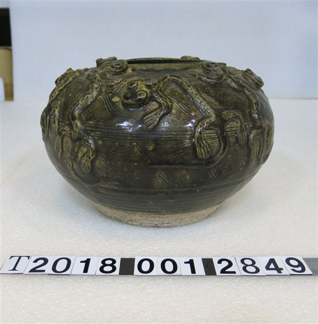 陶製八蠑螈盤甕 (共1張)