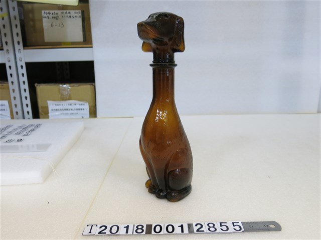 狗造型長頸玻璃瓶 (共1張)