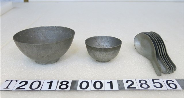 鋁製杯碗餐具組 (共1張)