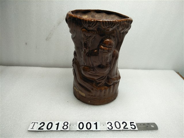 陶製壽翁造型香筒 (共1張)