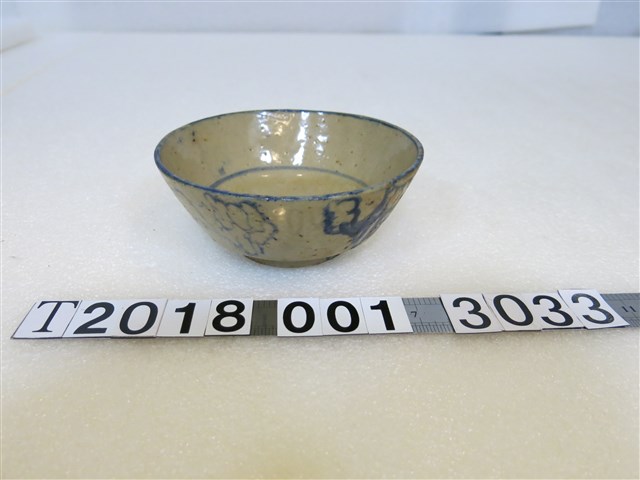 陶瓷製藍色花紋臺灣老碗 (共1張)