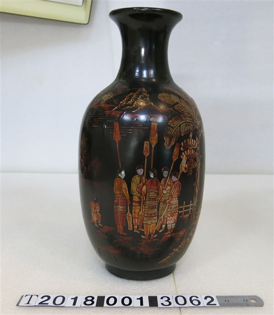 黑色日月潭杵歌漆器花瓶 (共1張)