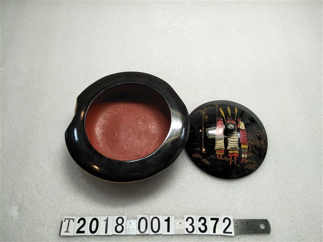 原住民杵歌圖樣漆器置物盒 (共1張)