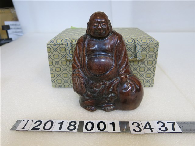 陶製臺灣南投布袋和尚像 (共1張)