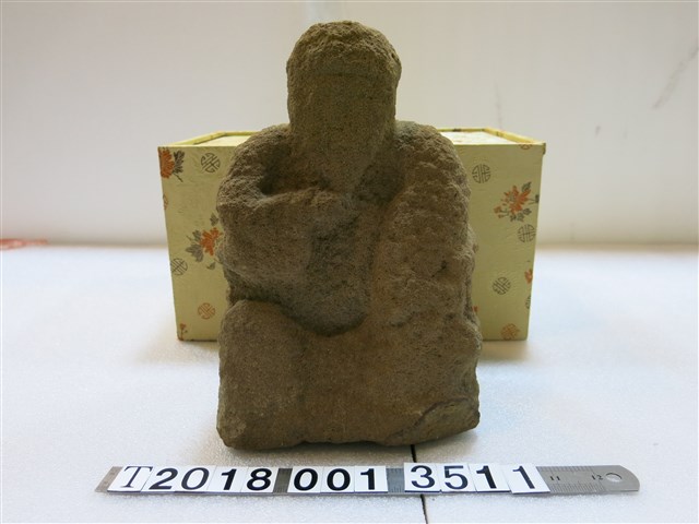 砂岩平埔族土地公神像 (共1張)