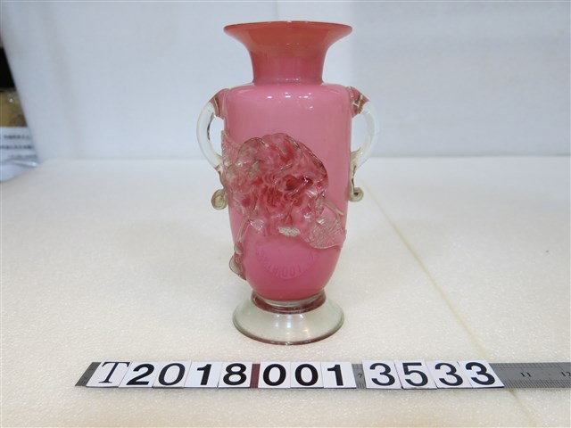 粉色玫瑰花瓶 (共1張)