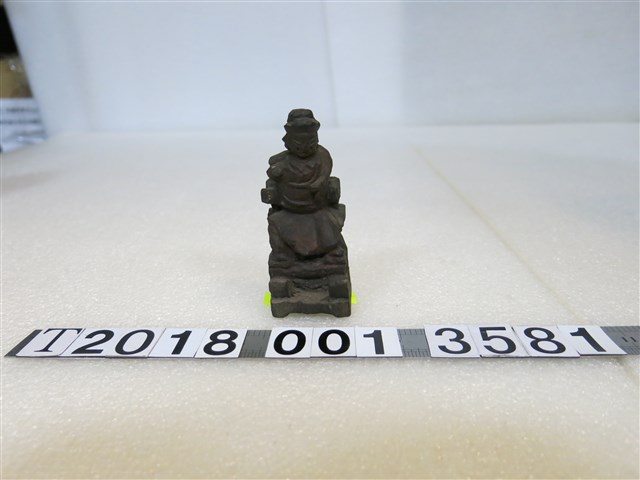 木製南投神像 (共1張)