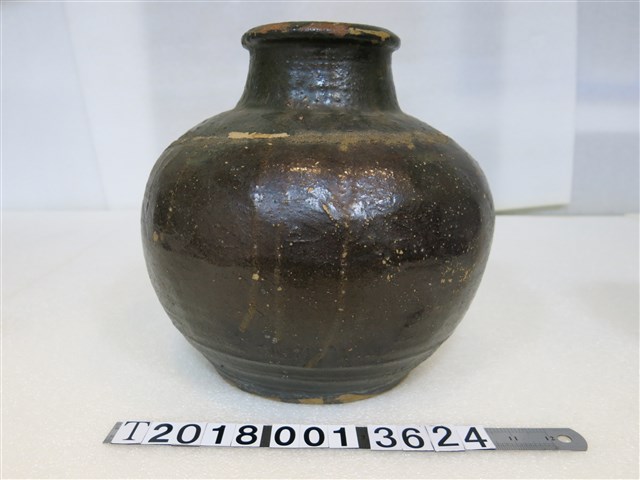 陶製褐色茶葉罐 (共1張)