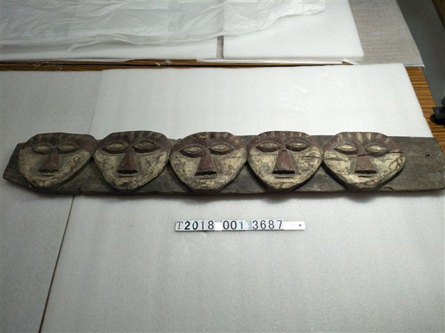 木製五人頭造型原住民屋簷 (共1張)