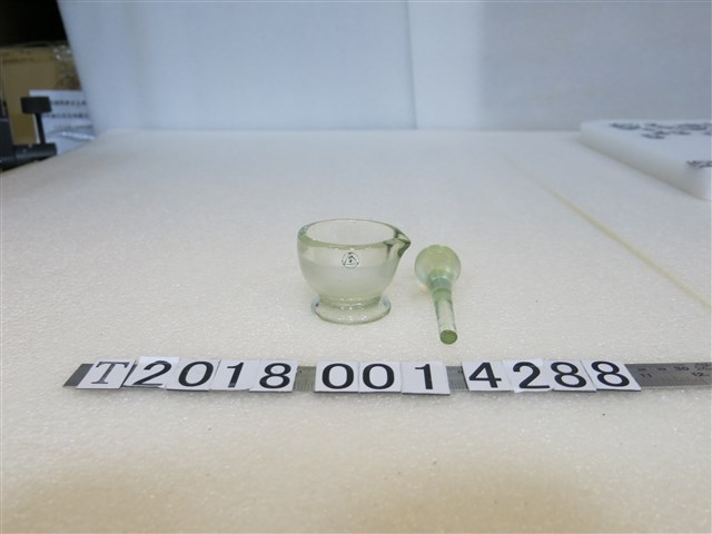玻璃製透明磨缽與杵 (共1張)