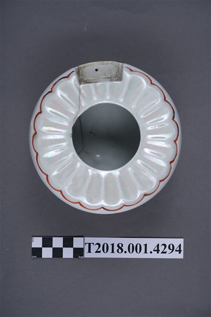 基隆乘合自動車株式會設立紀念菸灰缸 (共5張)