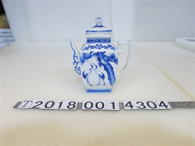 雙鶴紋飾杯底不能飼金魚刻字茶壺 (共2張)