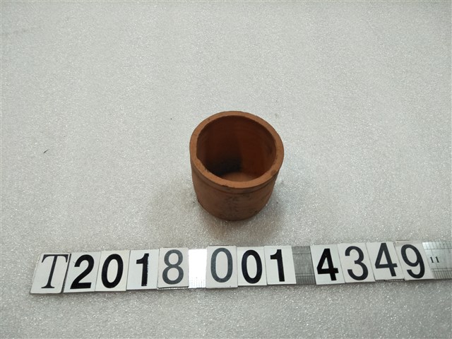 張氏緞五年尾用刻字陶杯 (共3張)