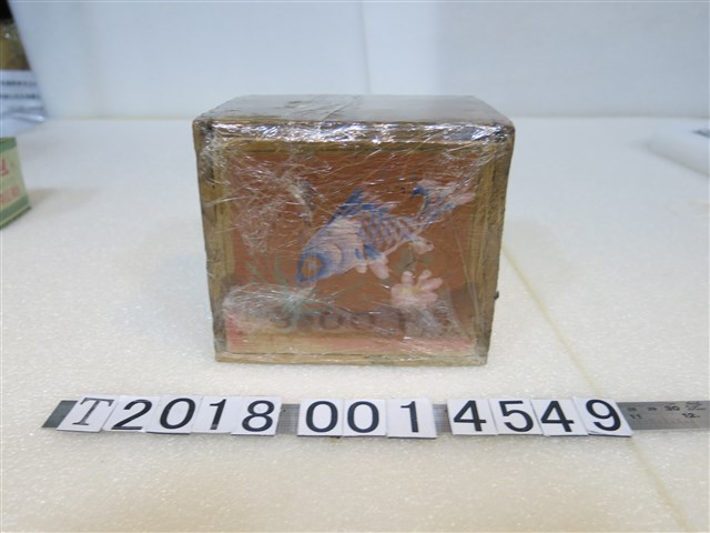 木製CJ魚彩繪小茶箱 (共1張)