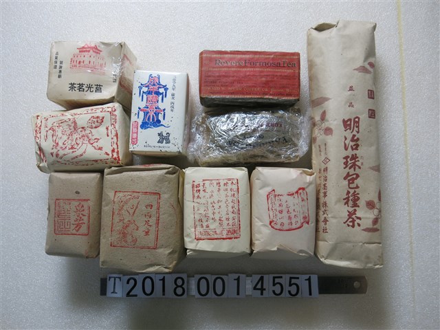 明治珠包種茶與捷芳茶莊與五山大紅袍茶葉 (共1張)