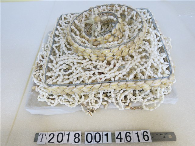 大貝殼吊飾 (共1張)