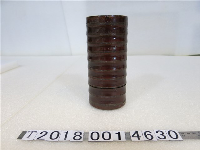 木製圓柱形茶罐 (共1張)