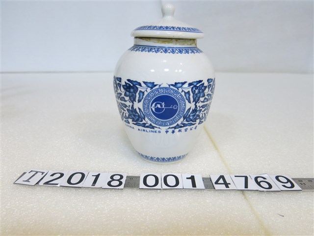中華航空公司紀念酒甕 (共1張)
