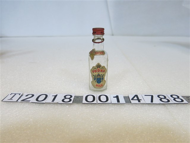 BOLS 伏特加酒瓶 (共1張)