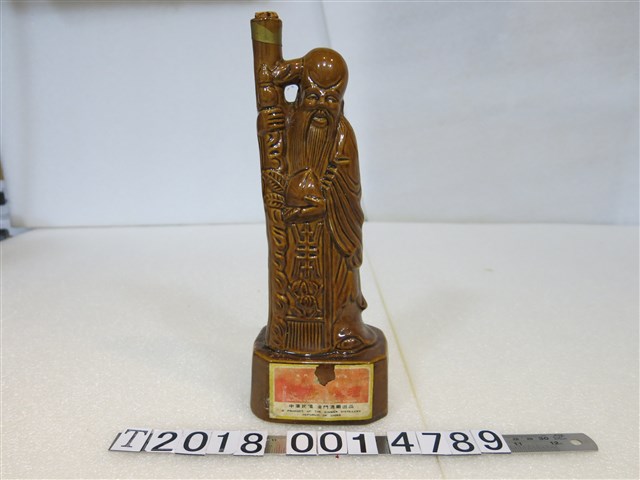 金門酒廠出品仙翁造型益壽藥酒 (共1張)