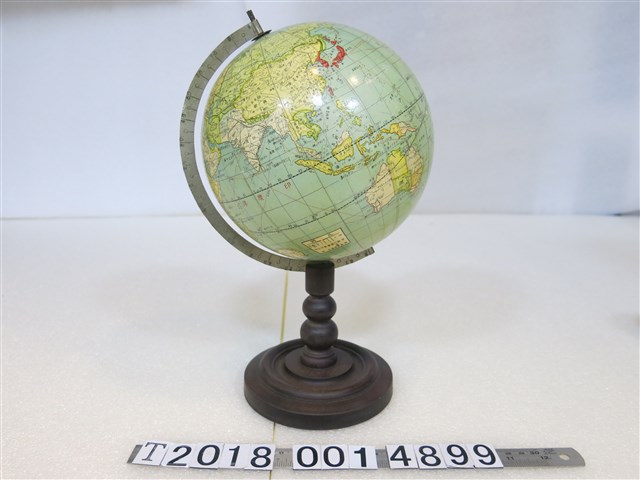 塑膠製地球儀 (共1張)