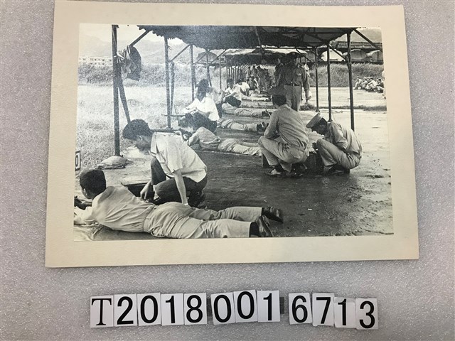 開平學生打靶黑白照片 (共1張)