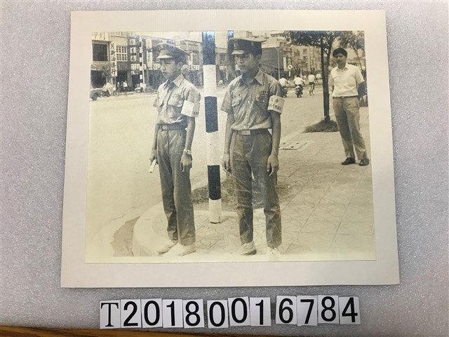 北商高工男學生糾察照片 (共1張)