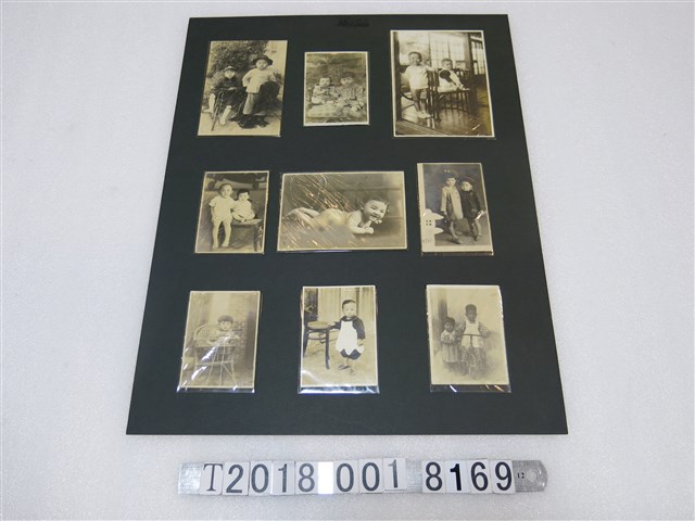 孩童黑白生活照 (共1張)