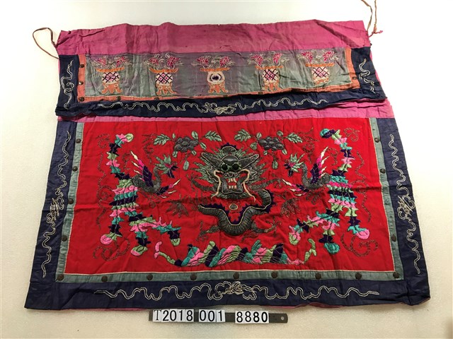 龍圖紋刺繡供桌布 (共1張)