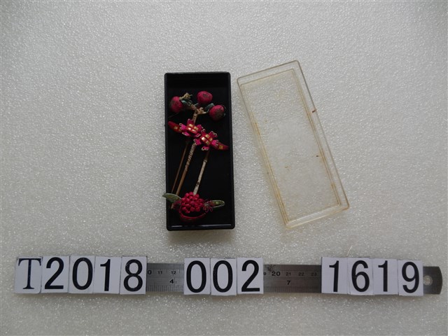 桃紅簪花組 (共1張)