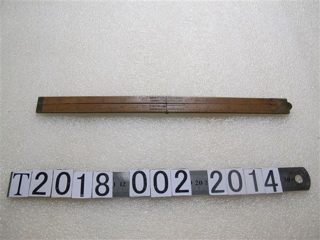 木製折疊尺 (共2張)