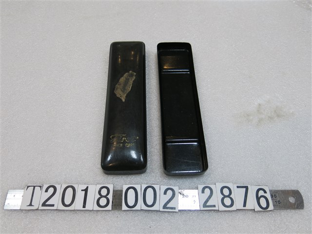 臺灣圖樣黑色矩形塑膠盒 (共1張)