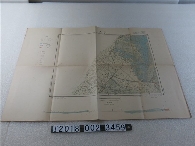 臺灣總督府殖產局製〈五萬分之一大甲地質圖〉 (共1張)