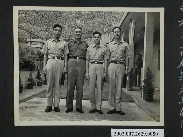 反共義士劉承司邵希彥高佑宗來馬訪問合影於指揮部