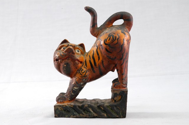 木雕虎爺神像