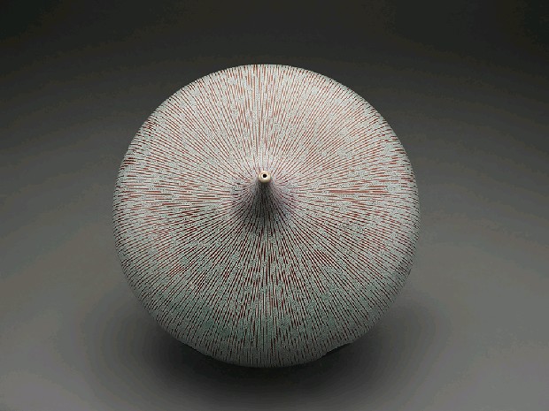 藏品:新釉里紅瓶的(4)張圖片