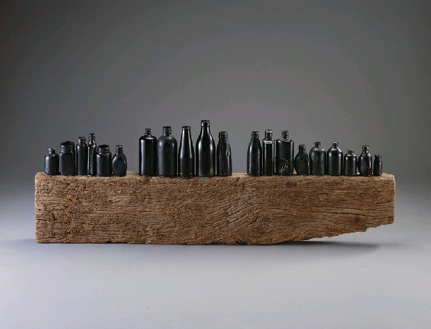 藏品:黑瓶子的(1)張圖片