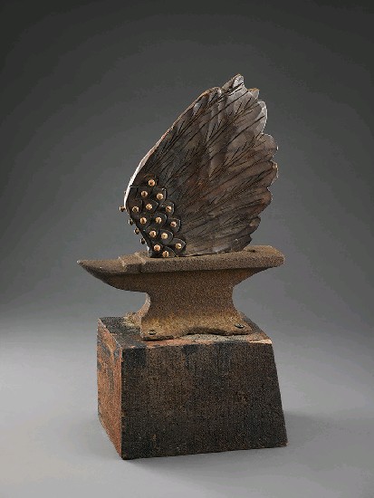 藏品:歷史殘骸系列之3:在鐵砧上有螺絲的翅膀的(1)張圖片