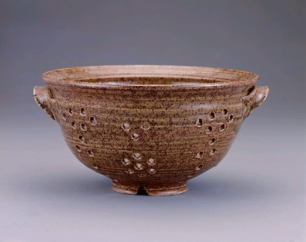 藏品:鏤空雙耳碗的(1)張圖片