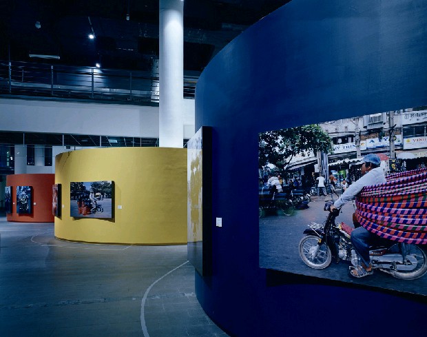 藏品:超負載的機車-花的(4)張圖片