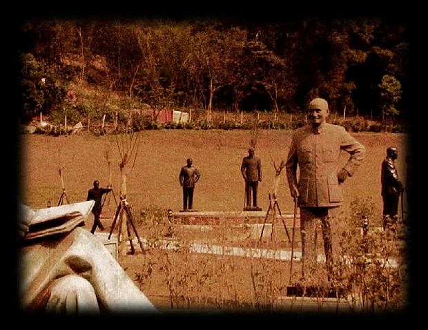 藏品:歷史幽魂(歷史幽魂、分列式、玉山飄浮)的(2)張圖片