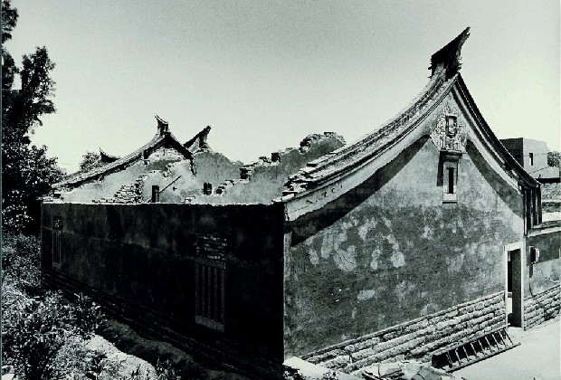 藏品:廢墟迷走II:遠離家園的(19)張圖片