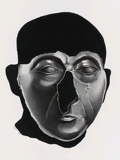 面具後的男人的焦點圖