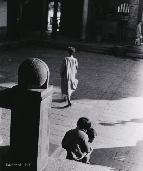 藏品:龍山寺系列-午後的廟埕的(1)張圖片