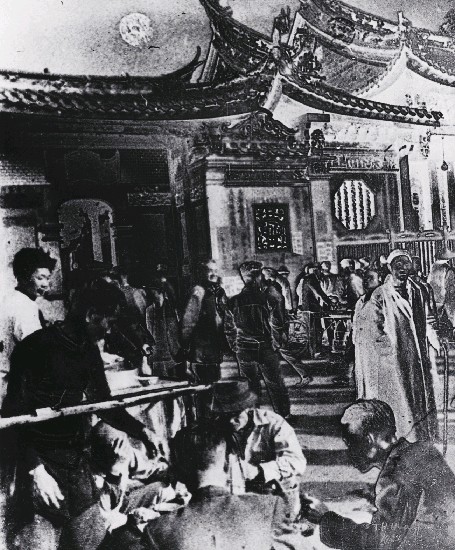 藏品:龍山寺系列-午後廟前的(1)張圖片