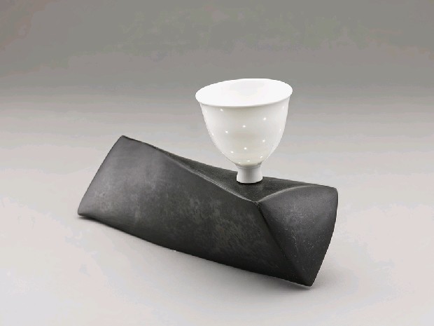 藏品:只是一個在基座上的陶器之六的(4)張圖片