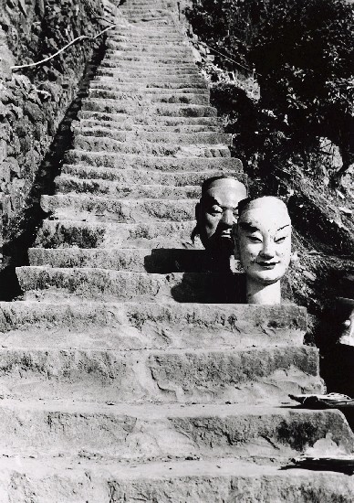 藏品:山城九份系列-廟會過後的(1)張圖片