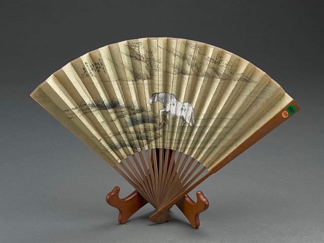 書畫合璧成扇的焦點圖