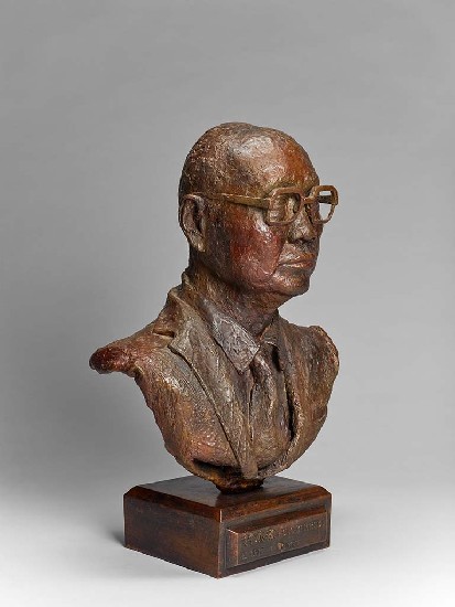 藏品:許鴻源雕像的(4)張圖片