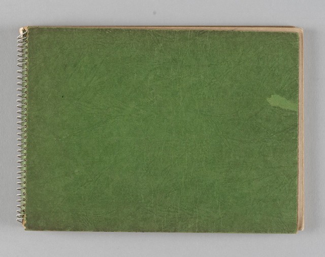 藏品:澎湖鯨魚洞、高雄月世界、動物及植物等寫生集的(1)張圖片